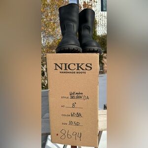 NICKS HANDMADE BOOTS
Wellington 8"
10.5D